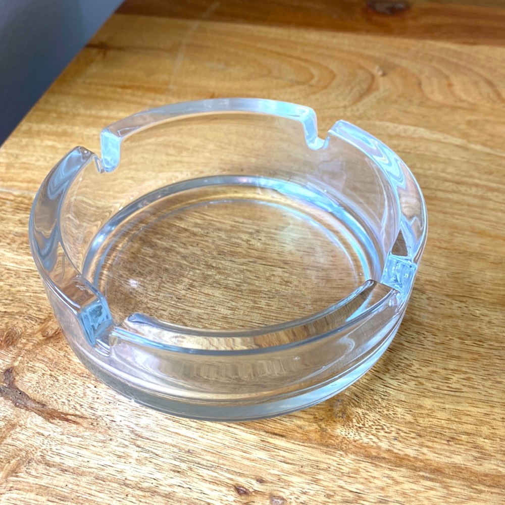 🌿 FRANCE CLEAR GLASS ASHTRAY TRINKET  DISH HEAVY FRENCH 4” ROUND